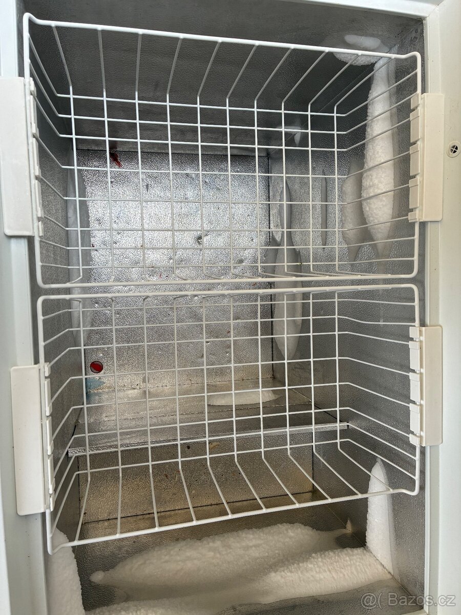 Mrazák Zanussi ZCF 270 - 3