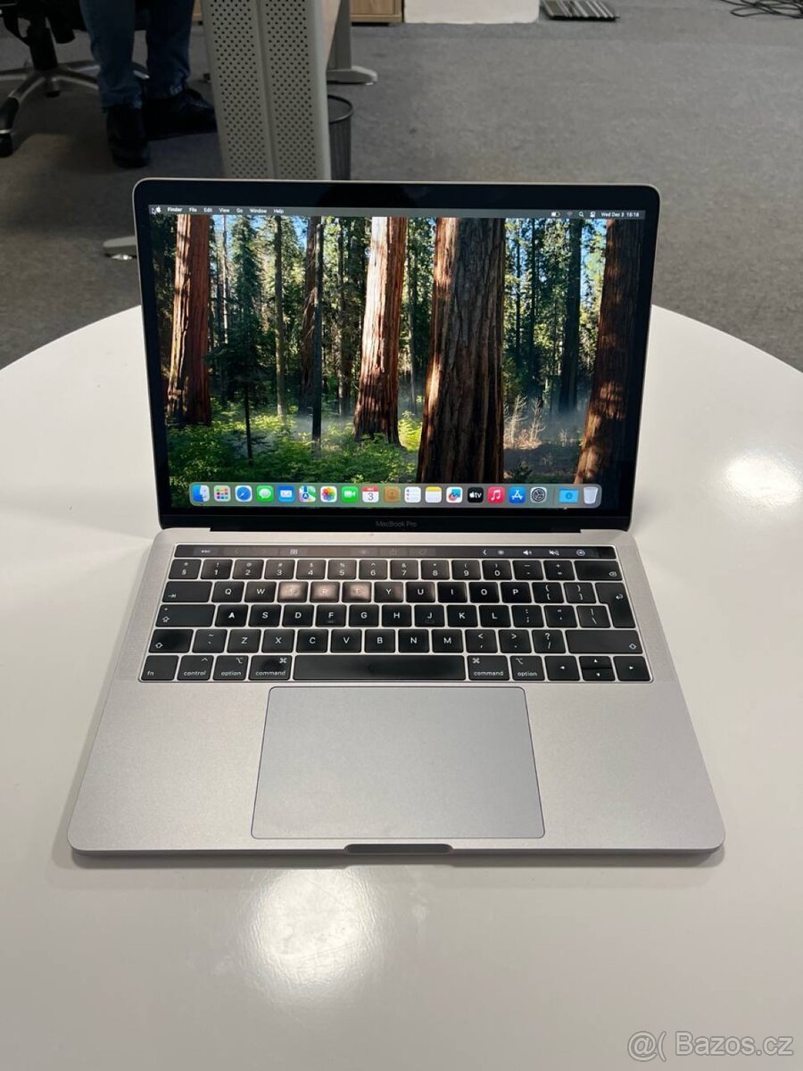MacBook Pro 13 (2019) – 16GB / 256GB SSD - 3