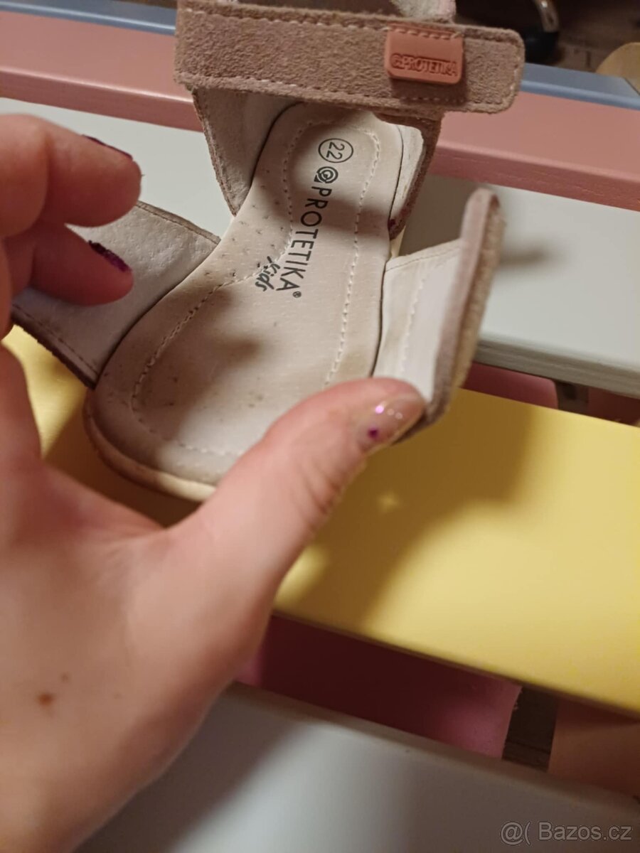 Dětské sandálky vel. 22 - 3