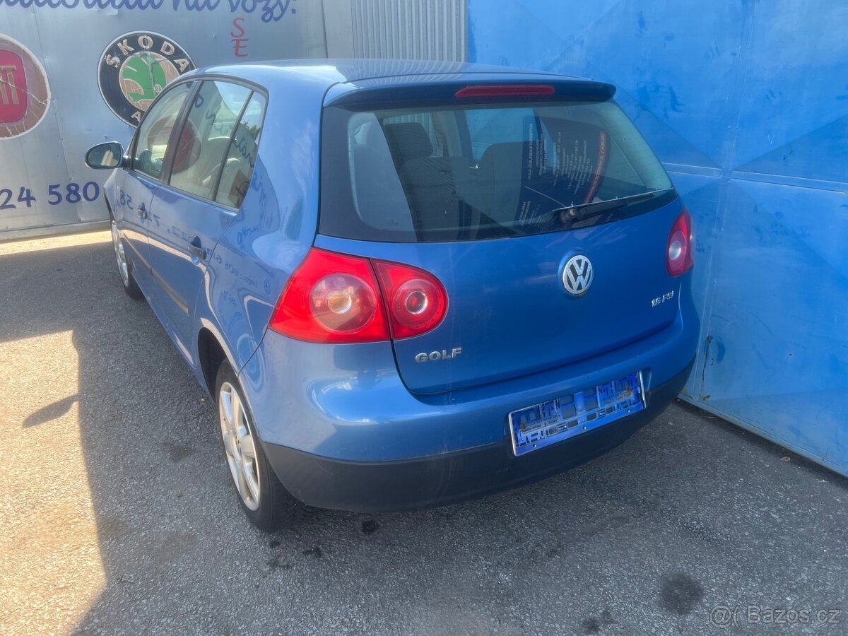 Rozprodám na díly Volkswagen Golf V - 3