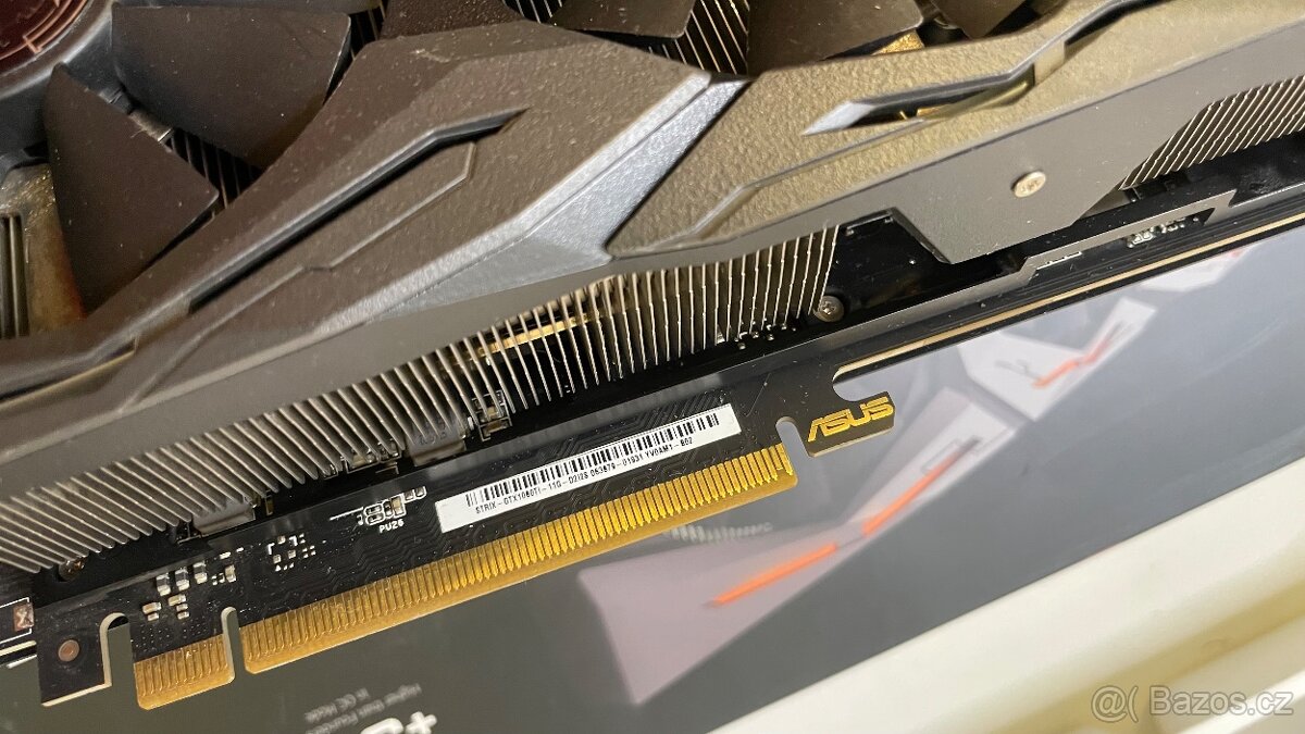 ASUS ROG Strix GTX 1080 Ti 11GB - 3