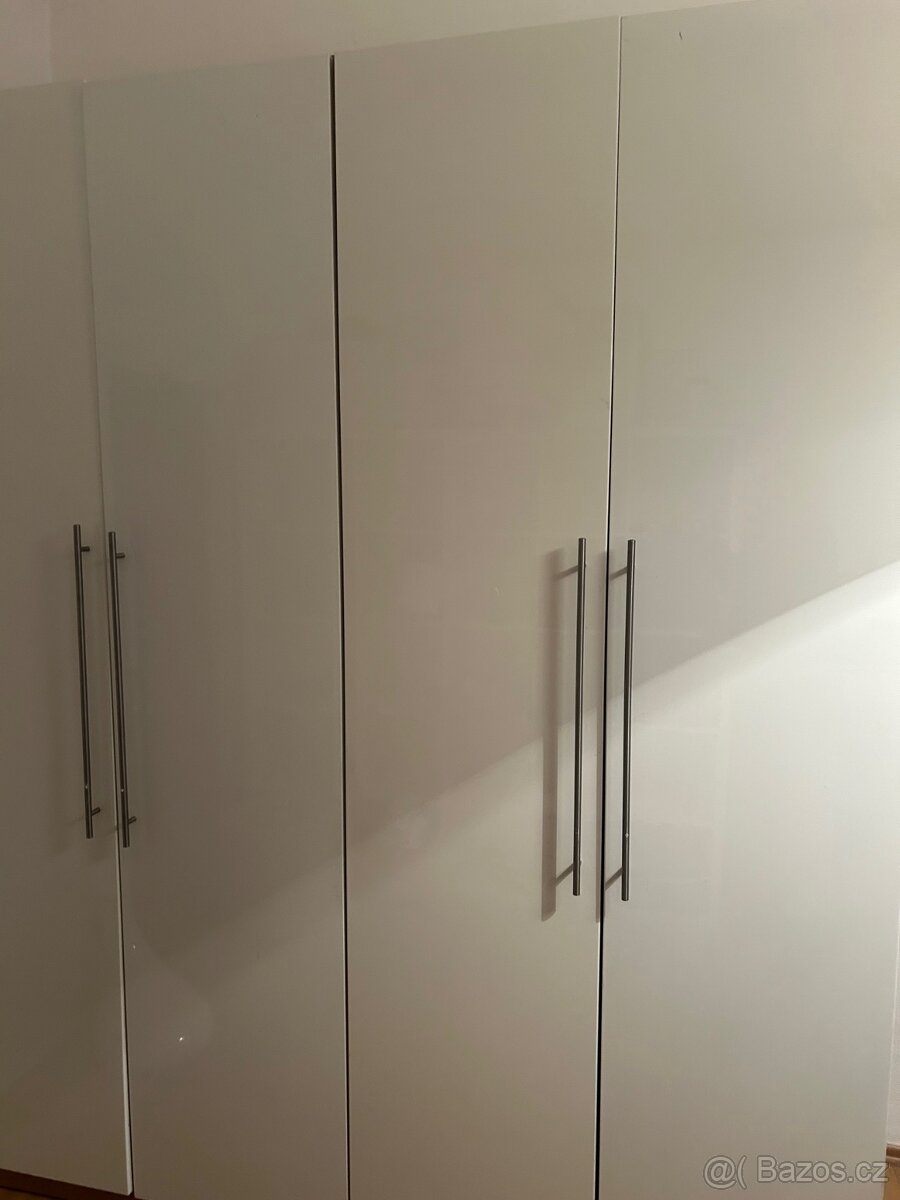 Šatní skříně - 3
