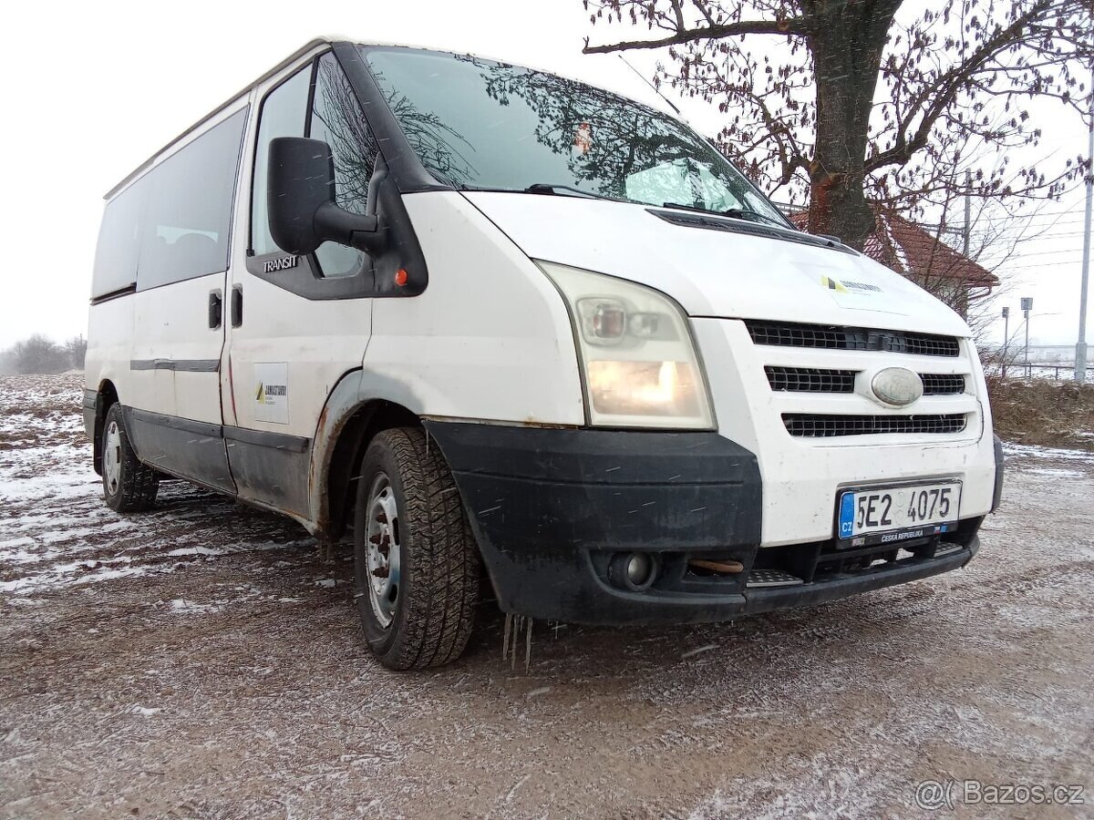 Ford transit Long - 9 míst - 3