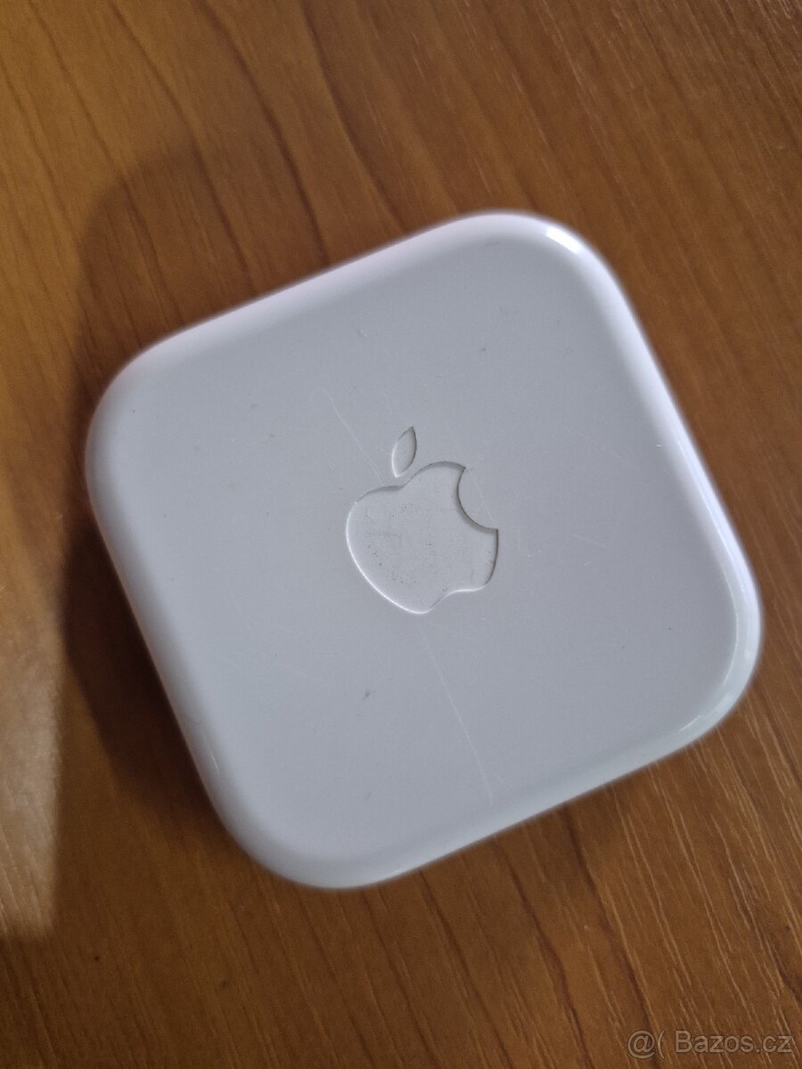 Sluchátka Apple 1 - 3