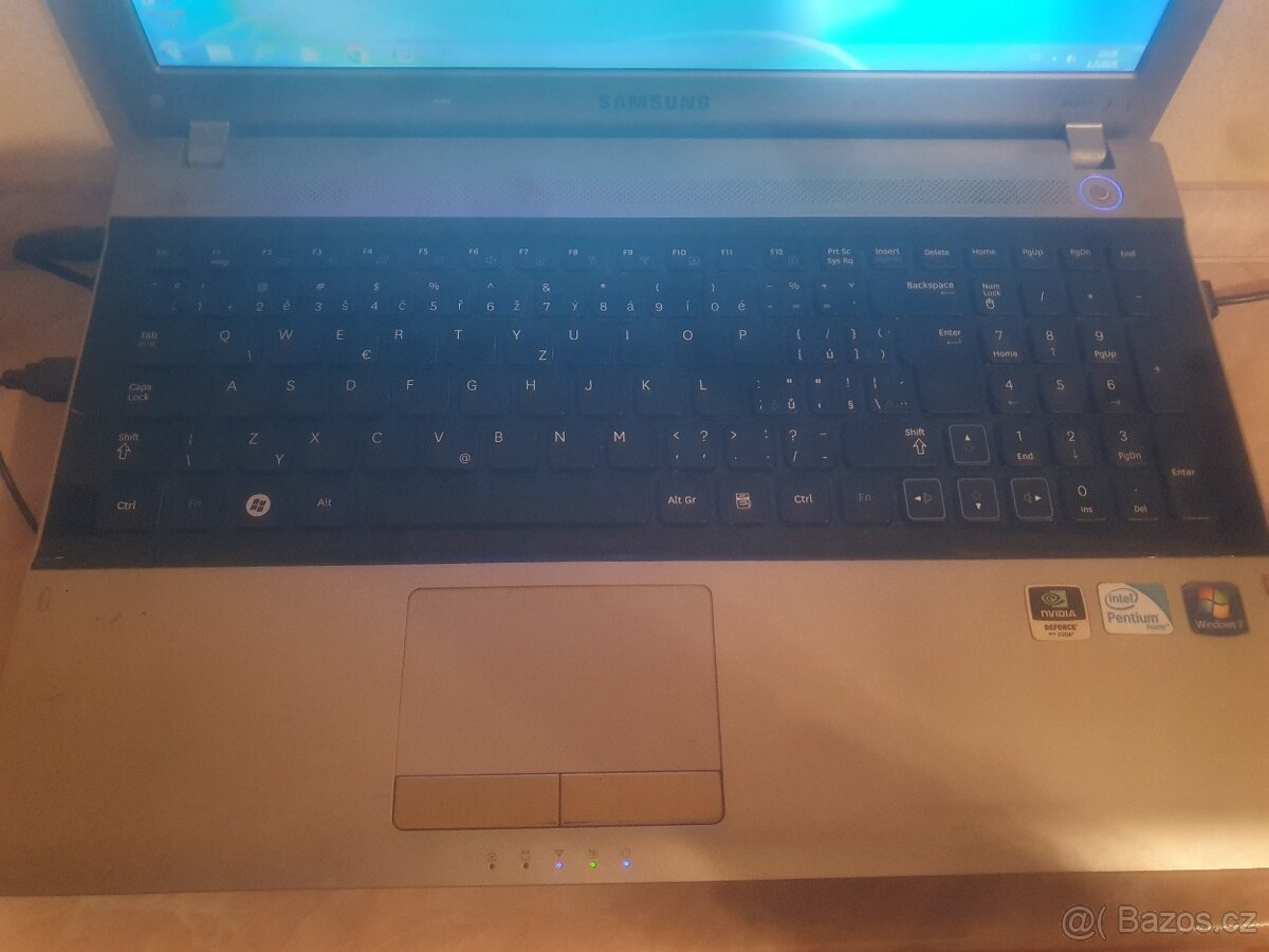 Notebook Samsung RV511 - 3