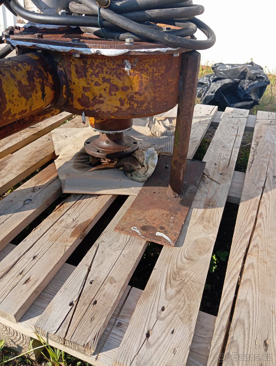 Vrtaci zařízení na unc - 3