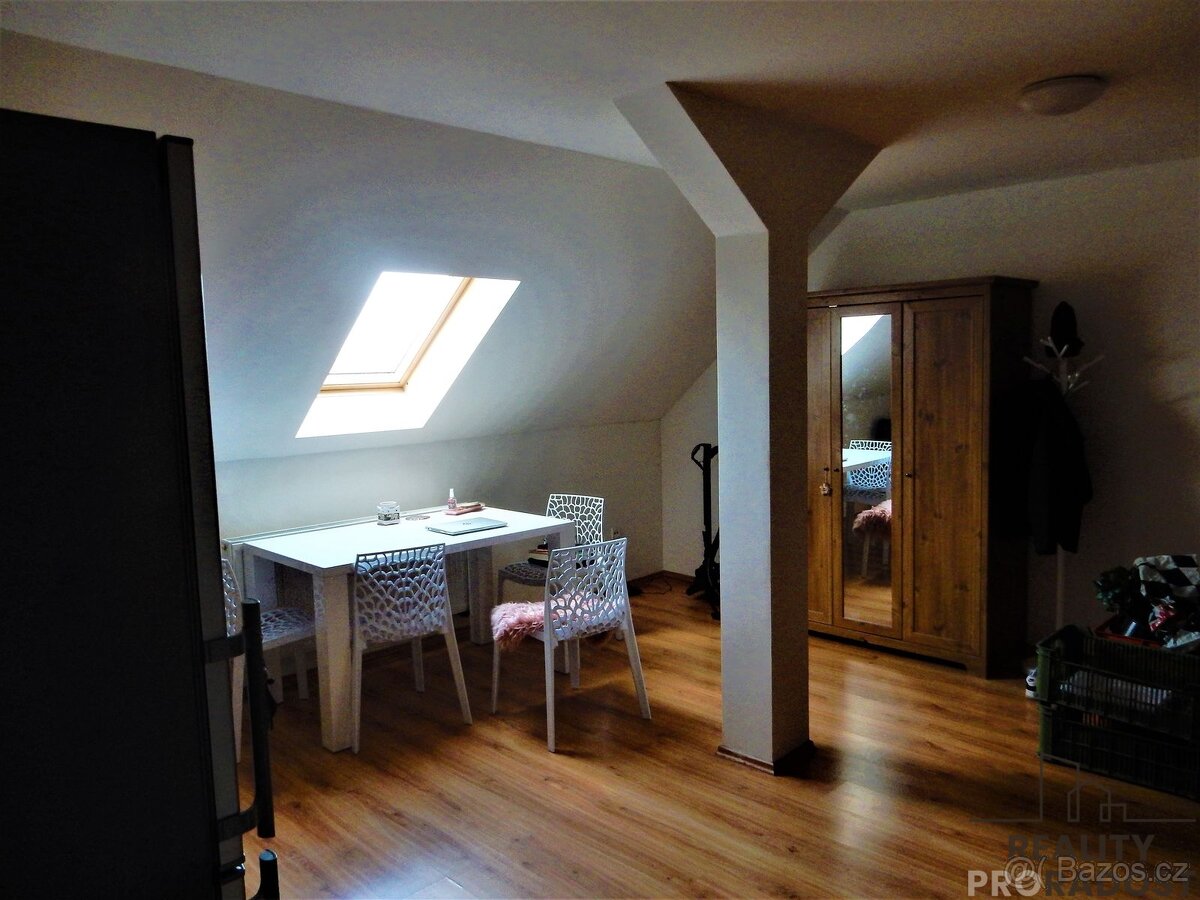 Pronájem bytu 2+kk osobní vlastnictví ulice Smetanova Kladno - 3