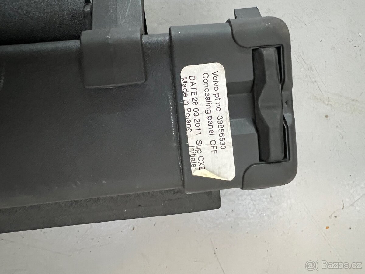 Originální roleta pro Volvo XC60 (2008-2017) - 3