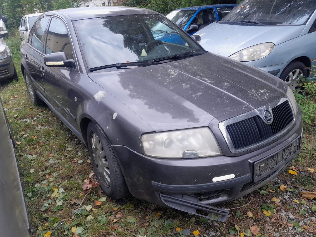 Škoda Superb 1.9TDi, 74.kw, na náhradní díly - 3