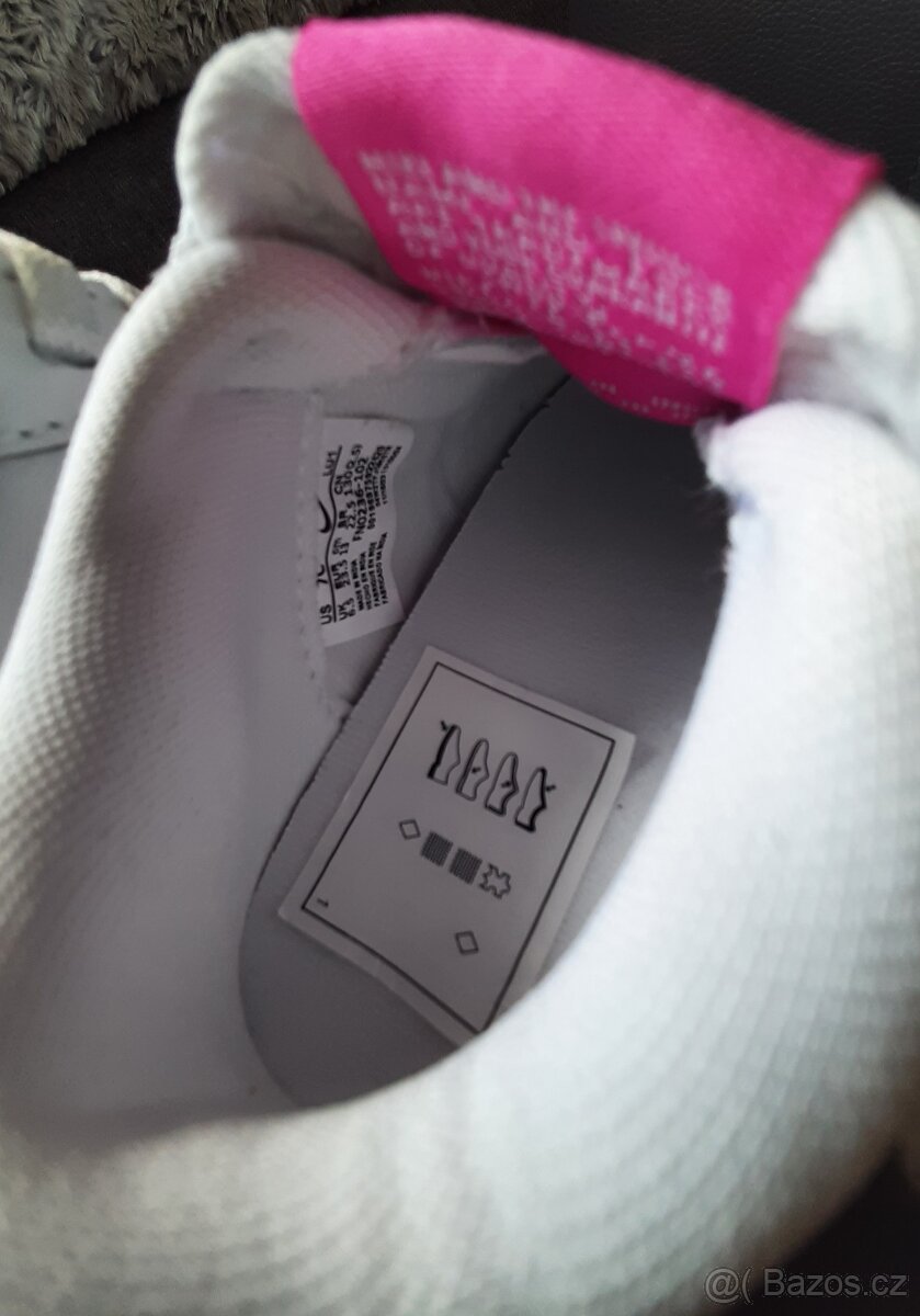 NOVÉ Nike Force 1 low easyon vel. 23 - 3