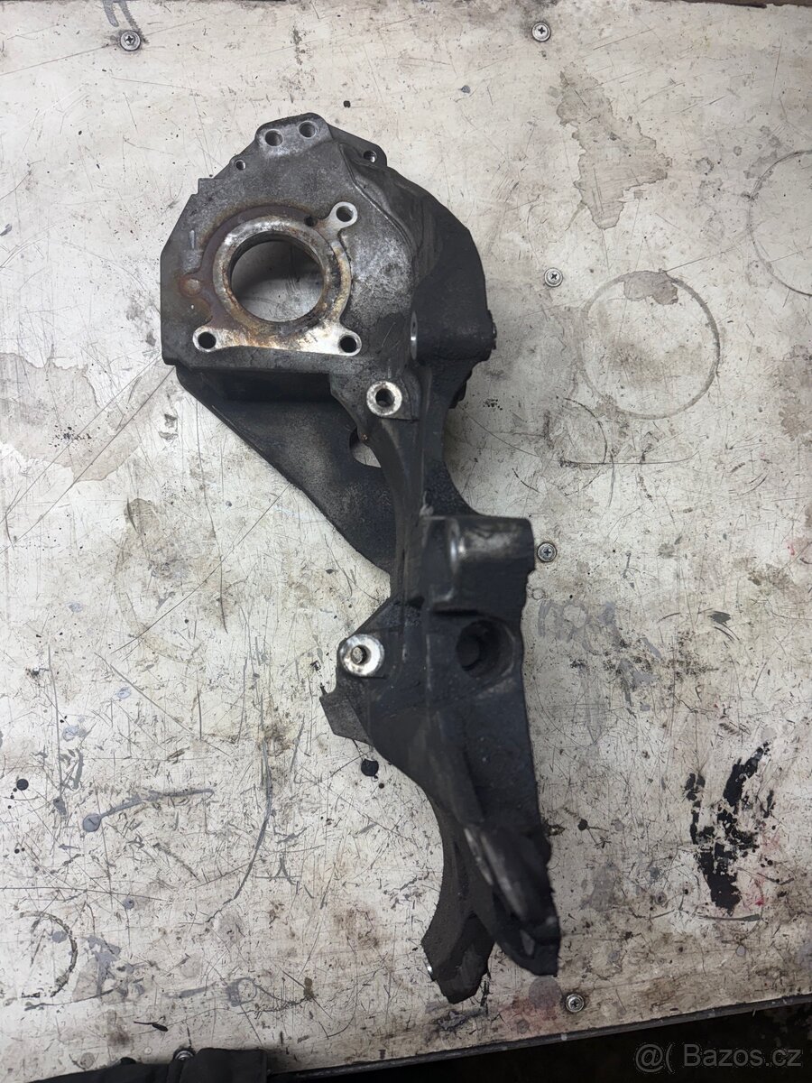 Konzole 1.6tdi commonrail - 3