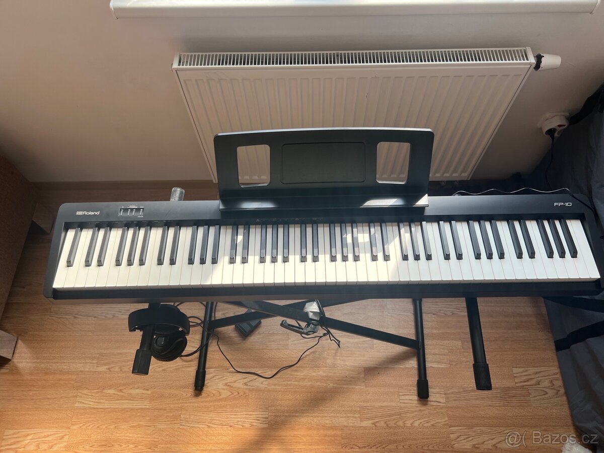 Roland FP 10 Digitální piano - 3