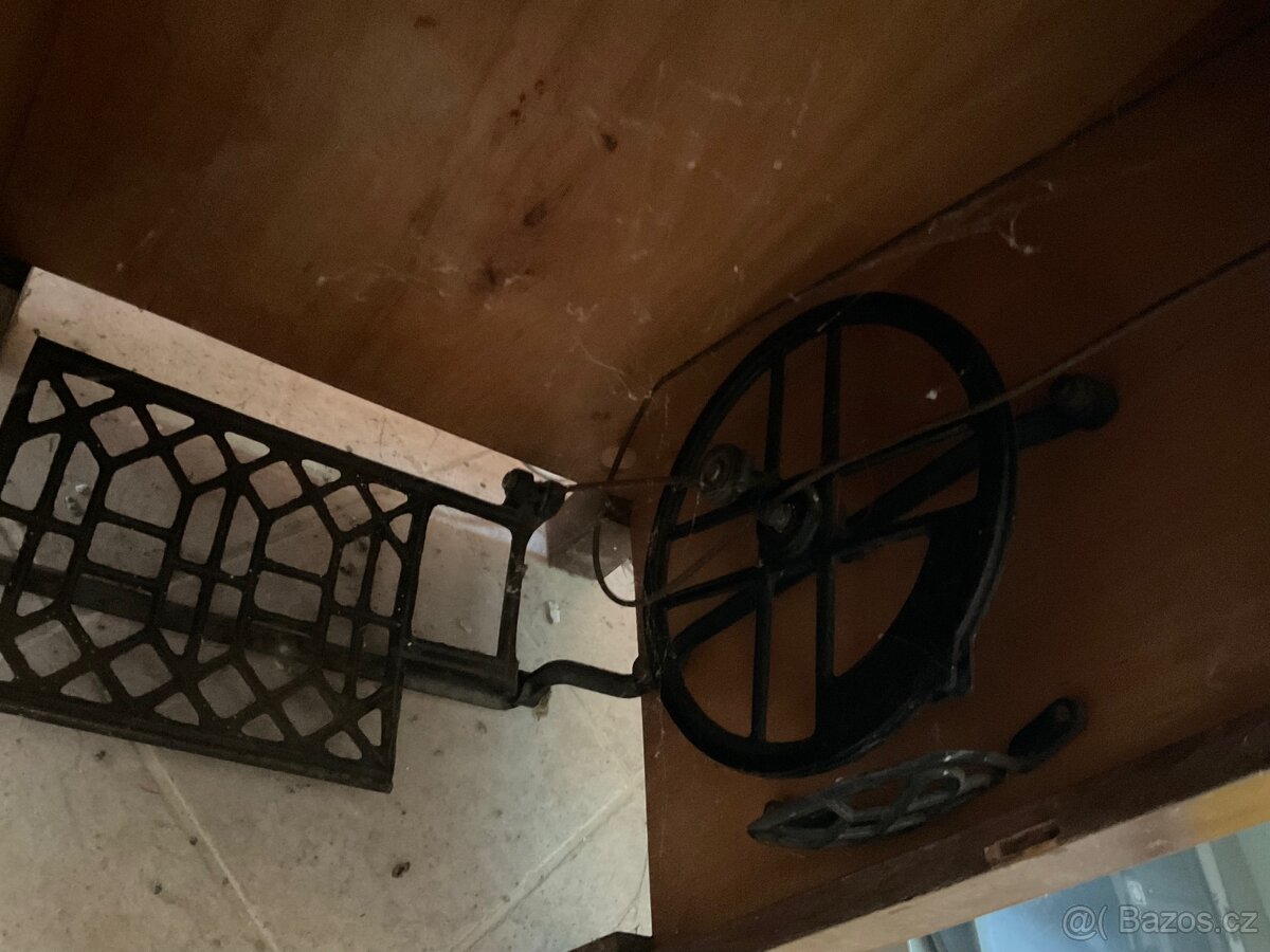 Šicí stroj Minerva - 3