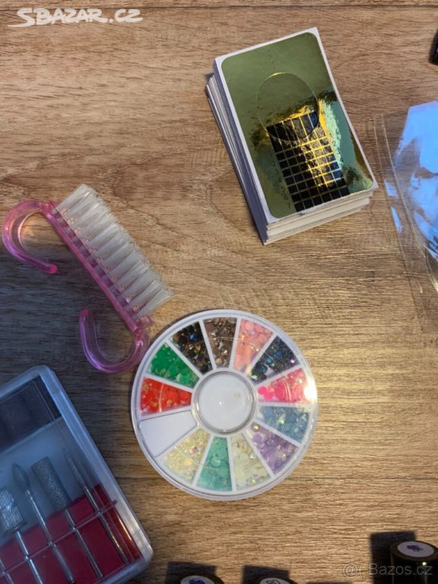 Sada na výrobu gelových nehtů - 3