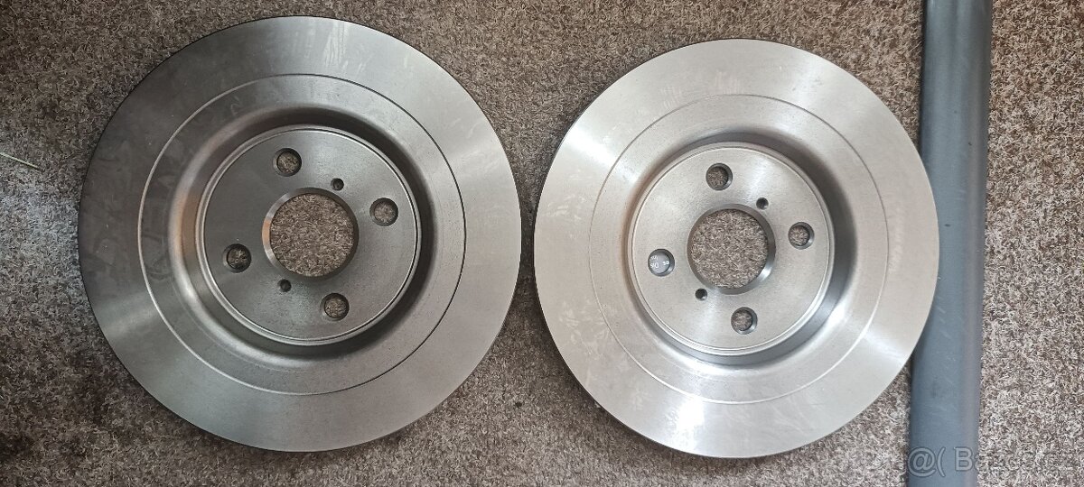 BOSCH 0 986 479 360 zadní kotouče na Toyota YARIS sada 2 ks - 3