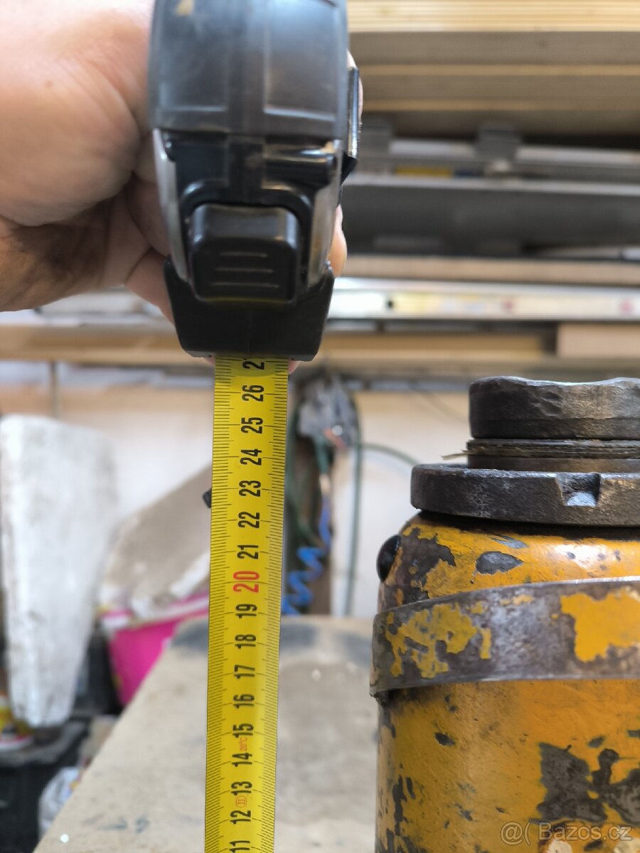 Hydraulický zvedák panenka 12 t, dvoupist - 3