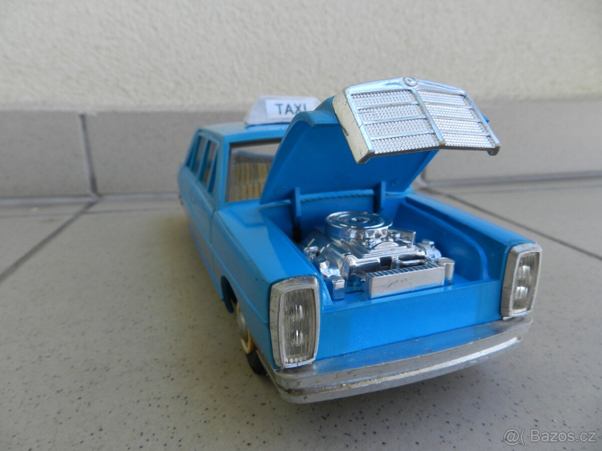 MERCEDES 250 - TAXI - ITES r. 1972 ČSSR - - 3