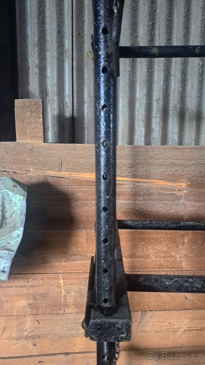 Regálový systém - 3