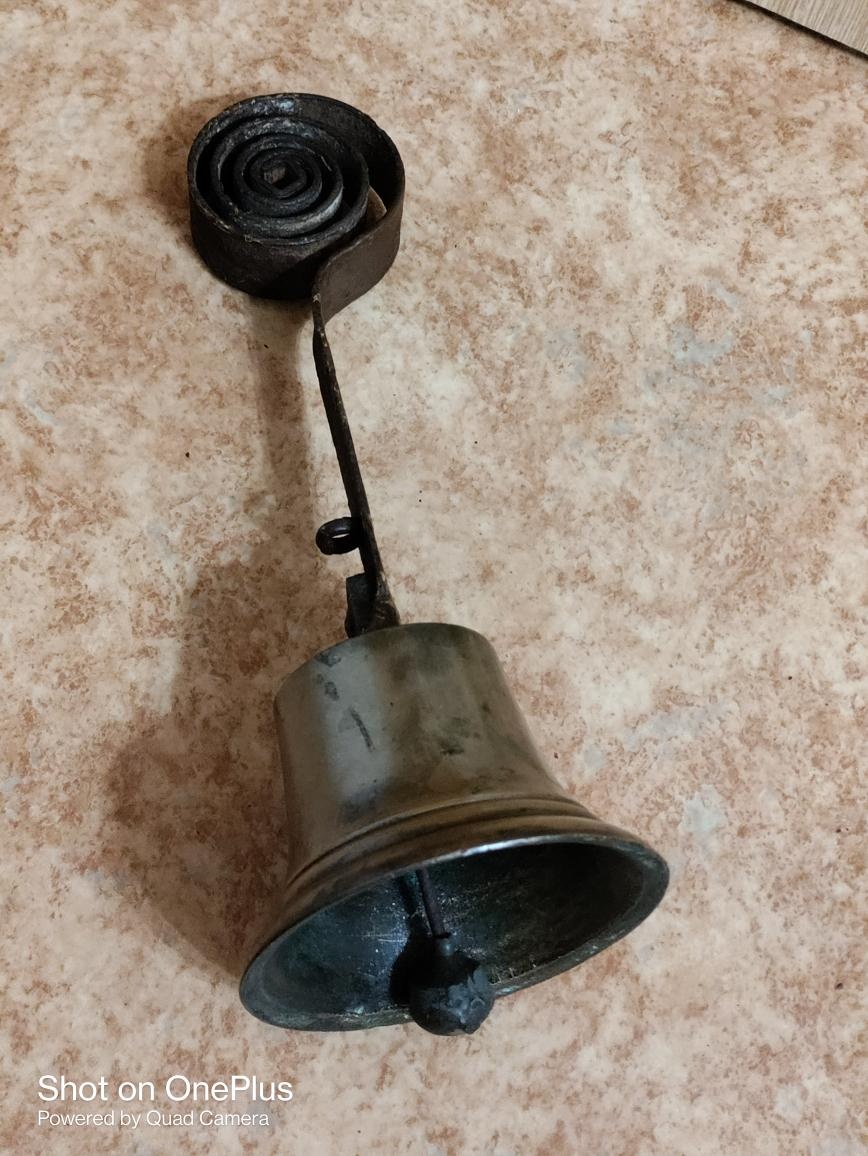 MASIVNI BRONZOVÝ ZVON Z DOB PRVNÍ REPUBLIKY - 3