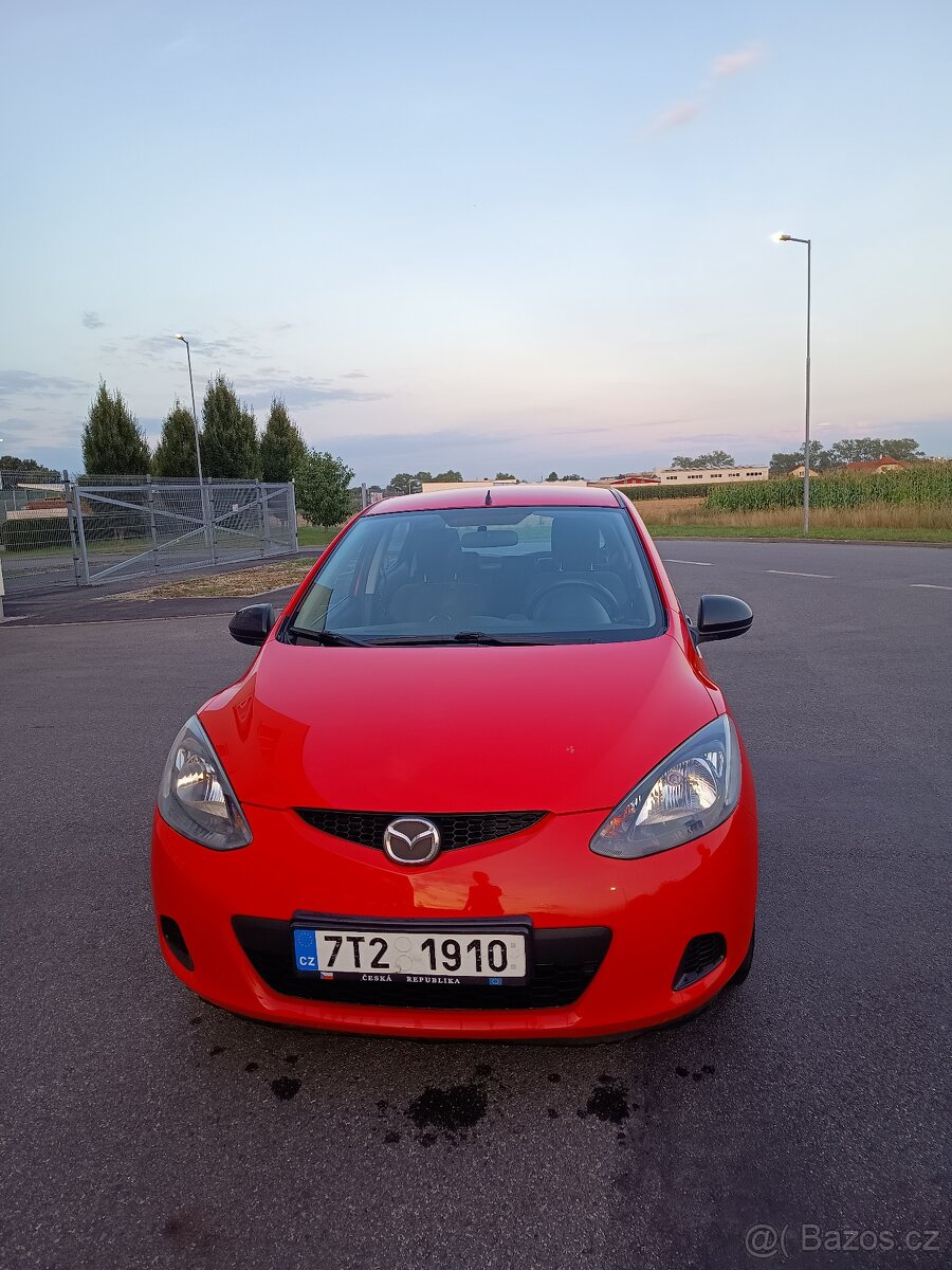 Mazda 2 - 3