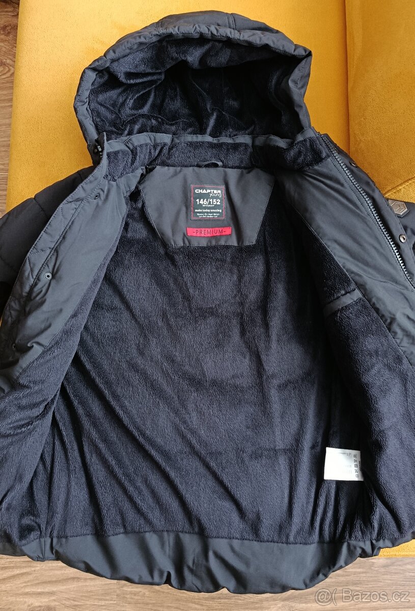 Zimní bunda značky CHAPTER - 3