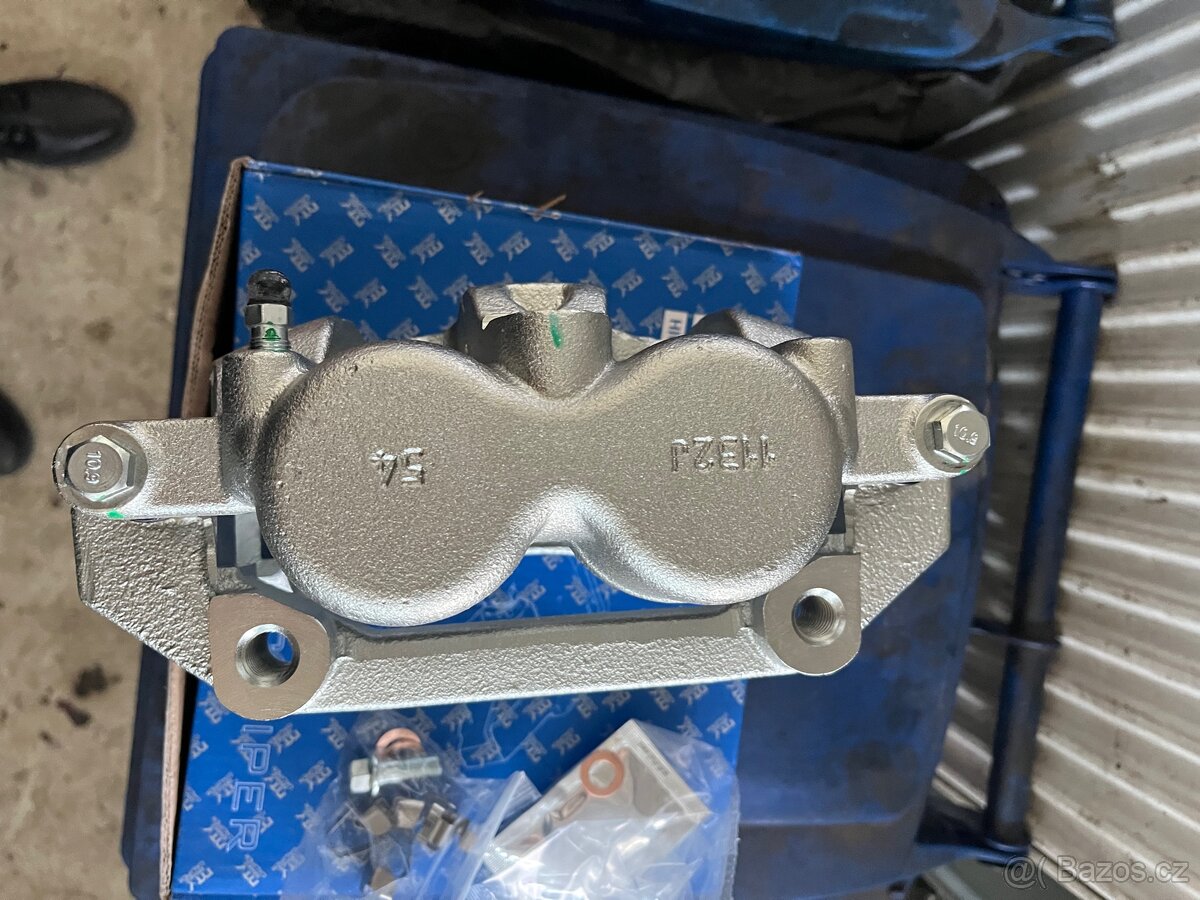 Dodge RAM 1500/Brzdový třmen předni L/P - 3