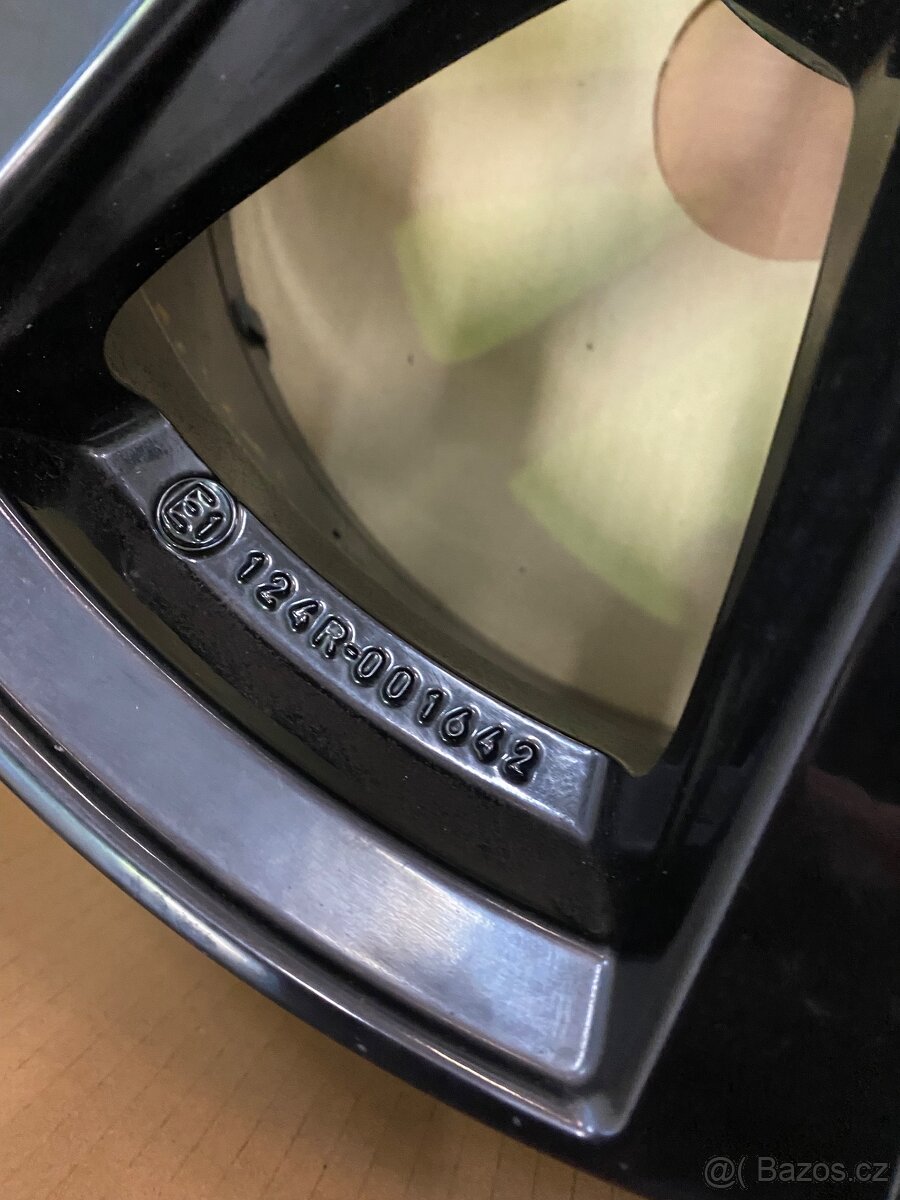 5x112 R17 7,5J ET40 Rial - 3