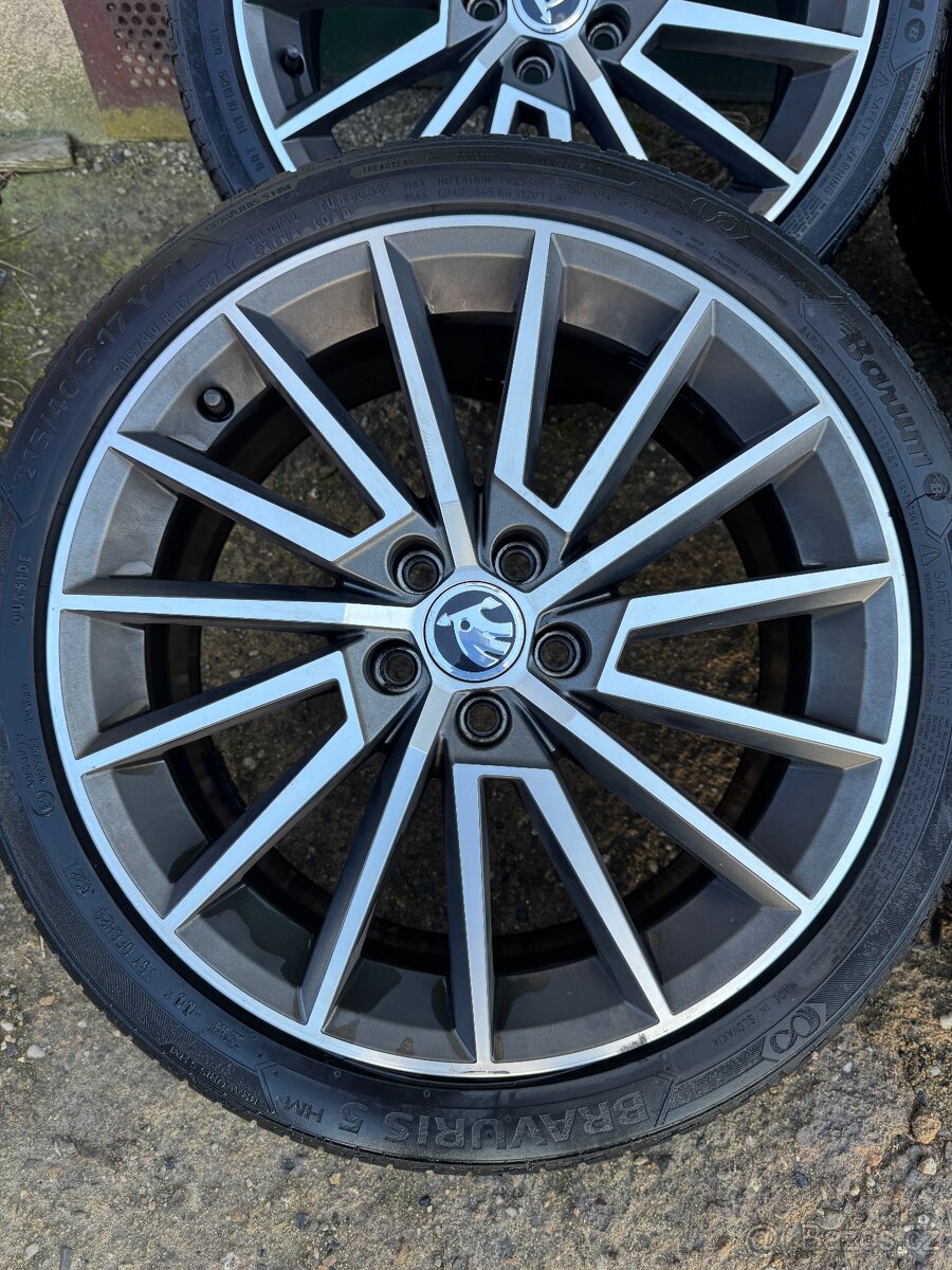 5x100 r17 Škoda Torino - 3