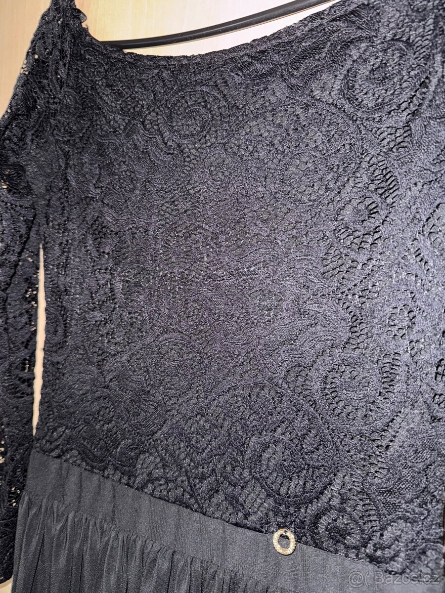 Dlouhé večerní šaty - 3