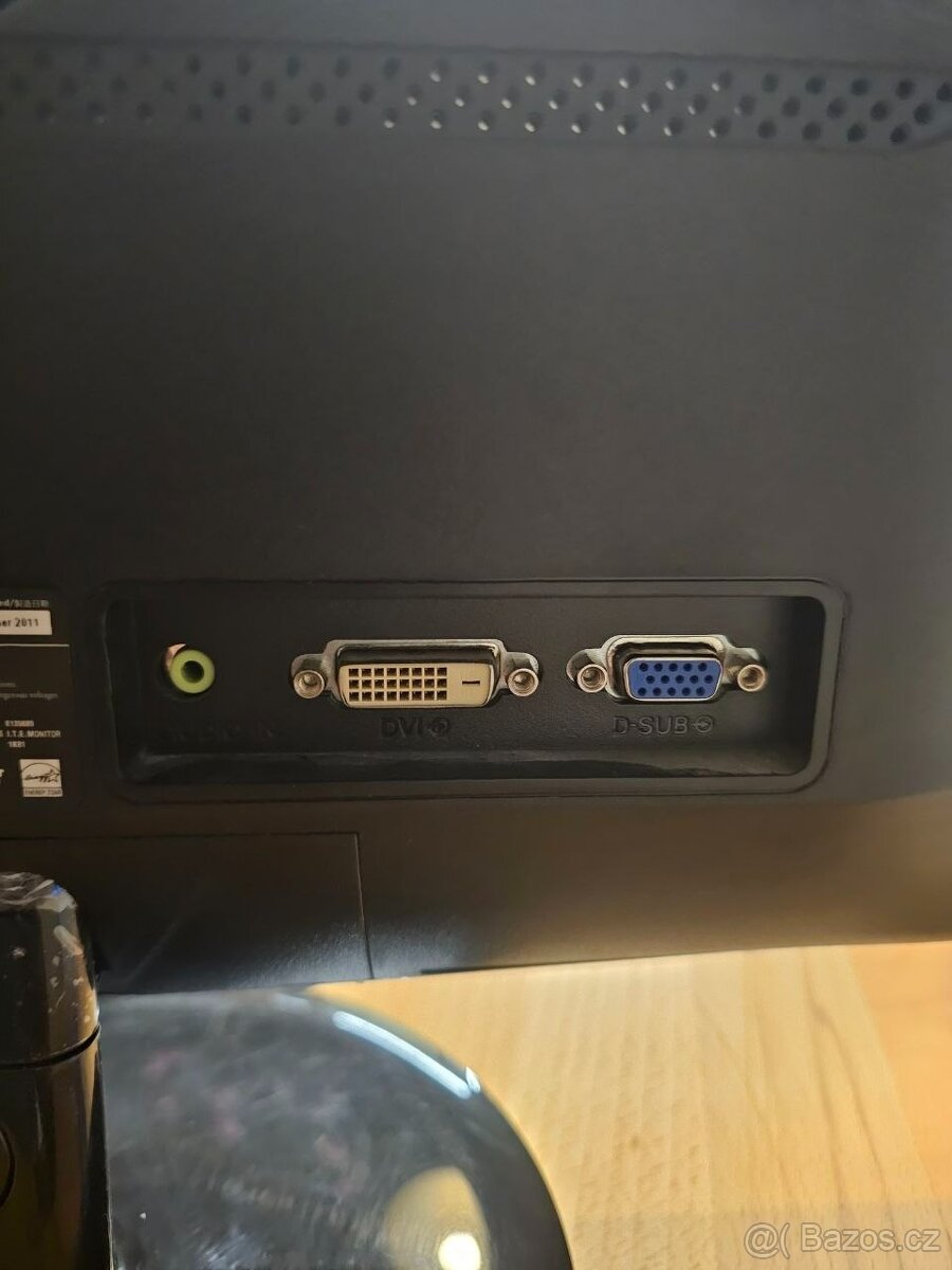 LED monitor Philips 196V3L - 3