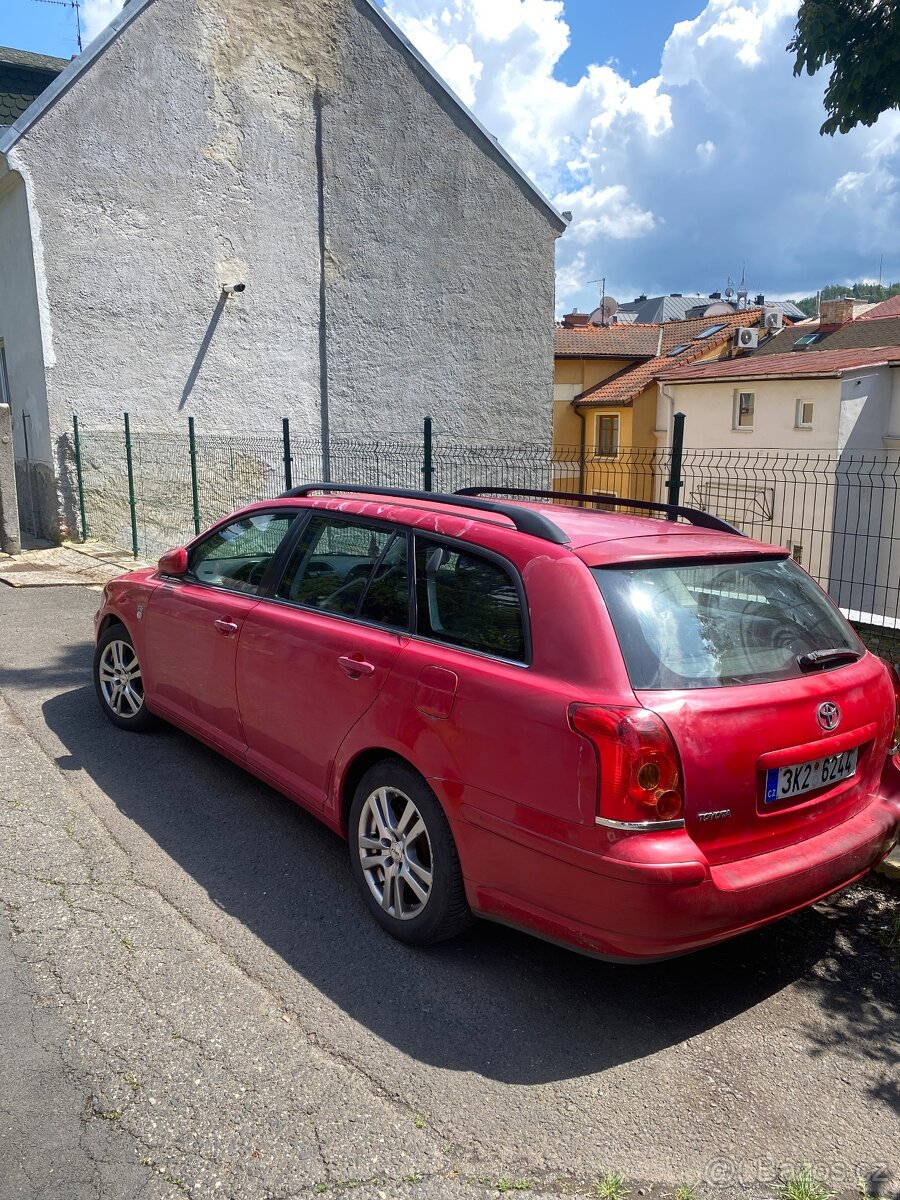 Toyota Avensis 2.0 D-4D 85kW - 3