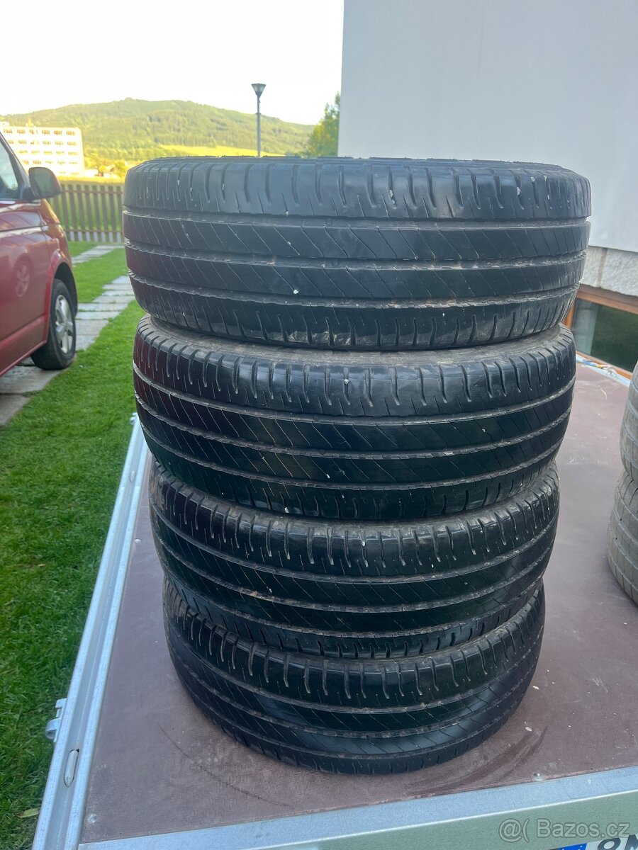 205/65 R16C 107/105 T - 3