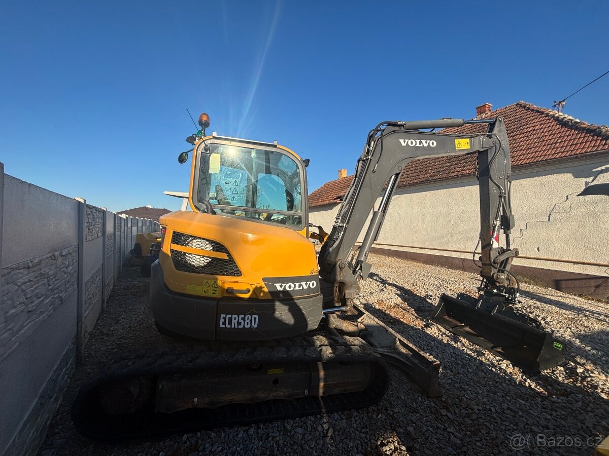 Volvo ECR 58D - 3