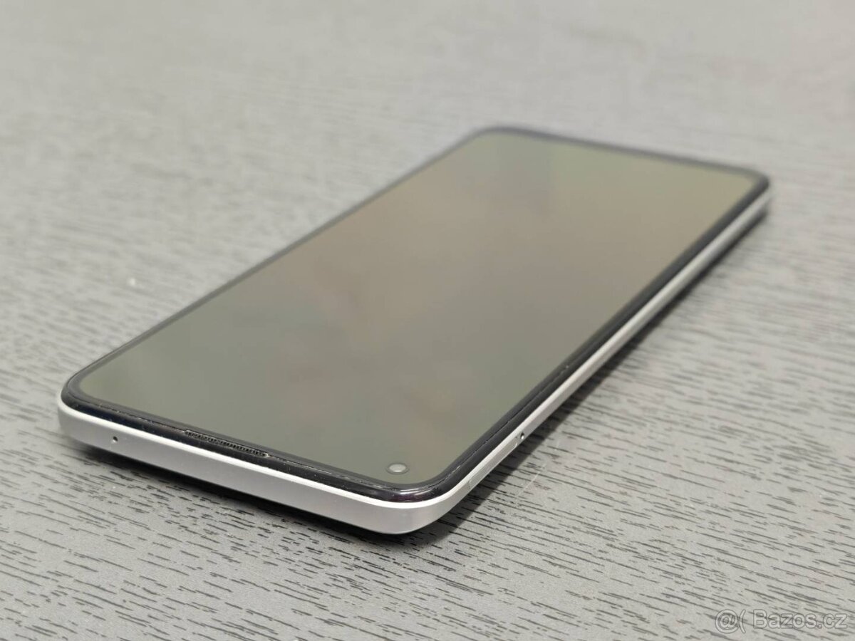 Realme 8 - 3