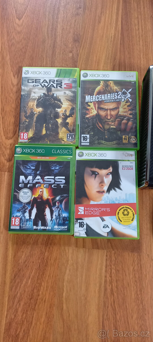 Prodám XBOX 360 s 250GB - 3
