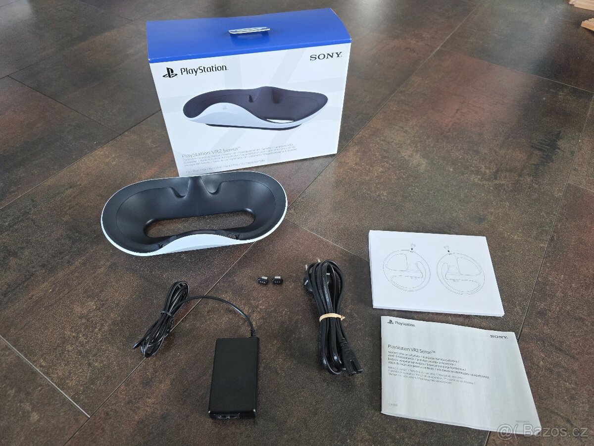 Sony PlayStation VR2 + originální nabíjecí stanice + PC adap - 3