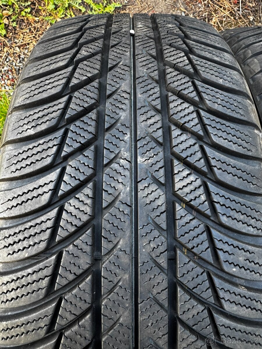 Zimní pneu 225 45 18 Bridgestone - 3