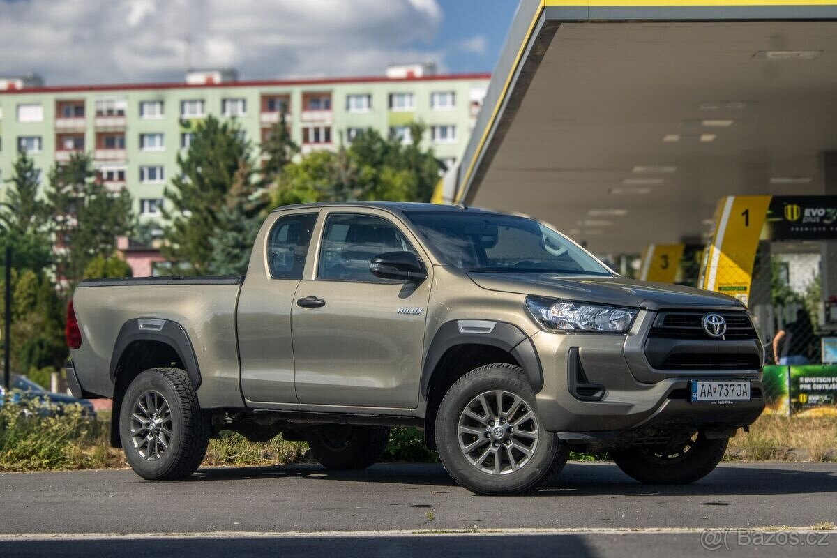 Toyota Hilux MT/6 110kW - 3
