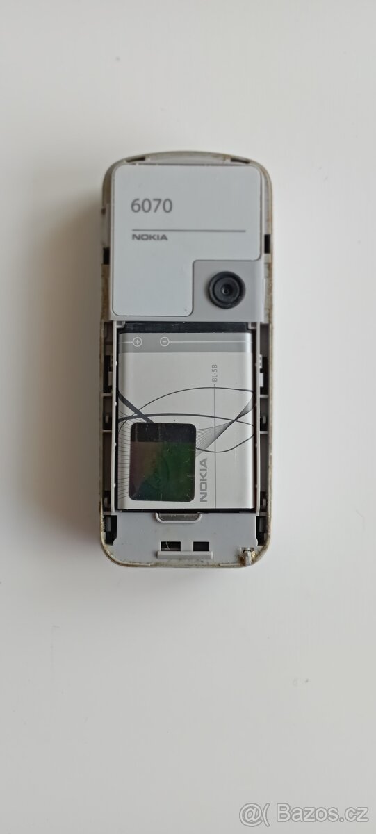 NOKIA 6070 - 3