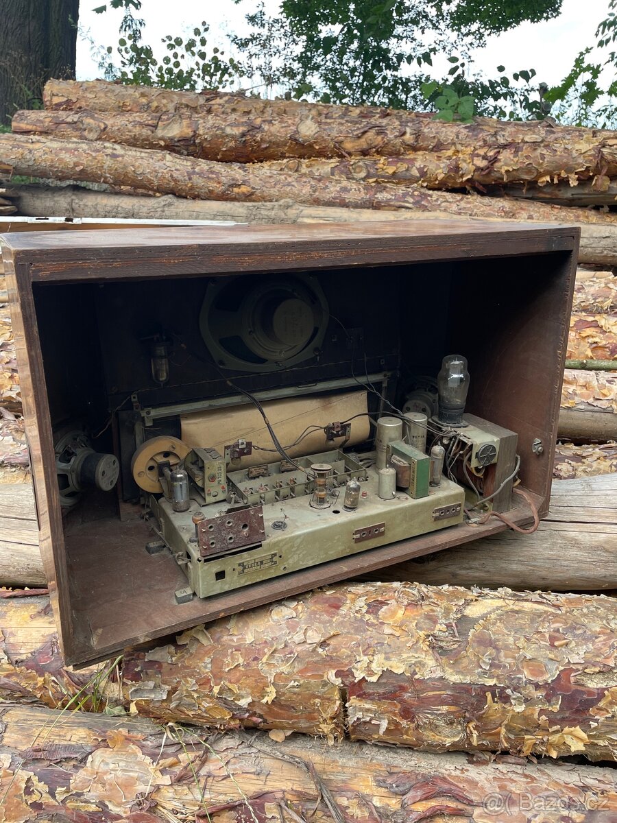 Tesla Retro Rádio - 3