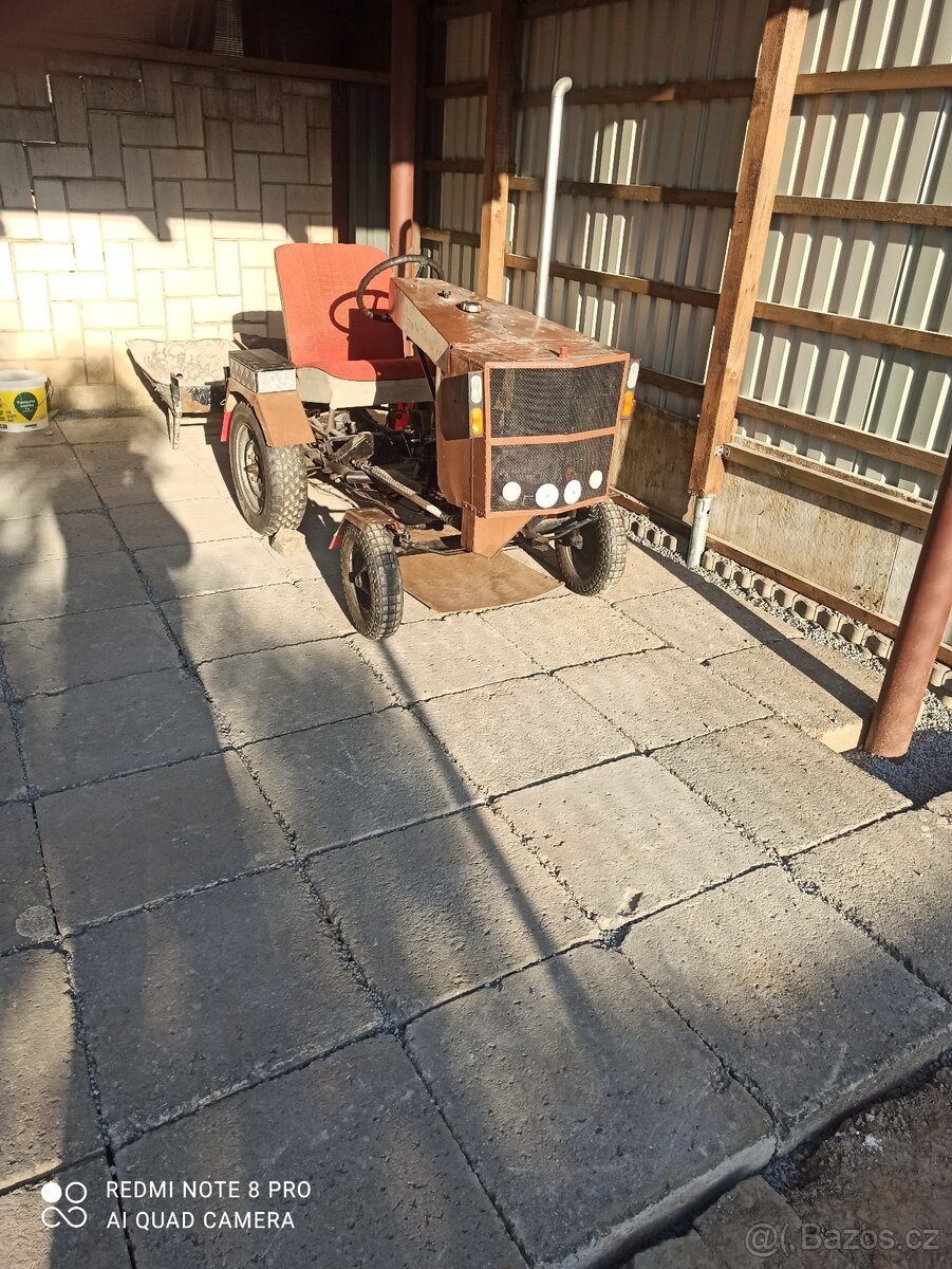 Traktůrek domácí vyroby - 3