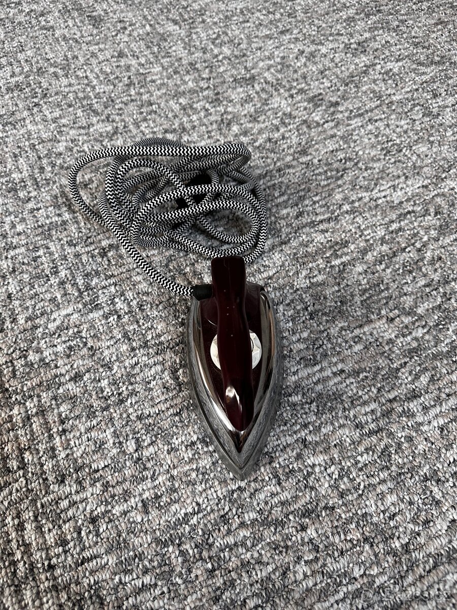 Retro žehlička kabelová - 3