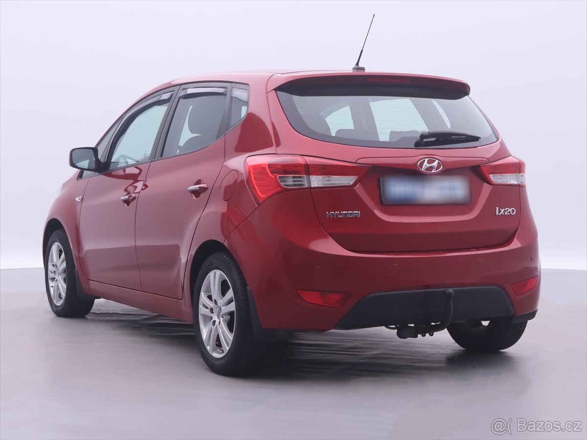 Hyundai ix20 1,4 i CZ Klima 66kW Tažné (2011) - 3