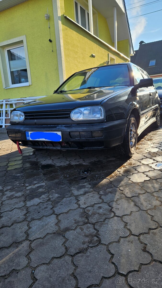 Vw golf 1.8.i GT - 3