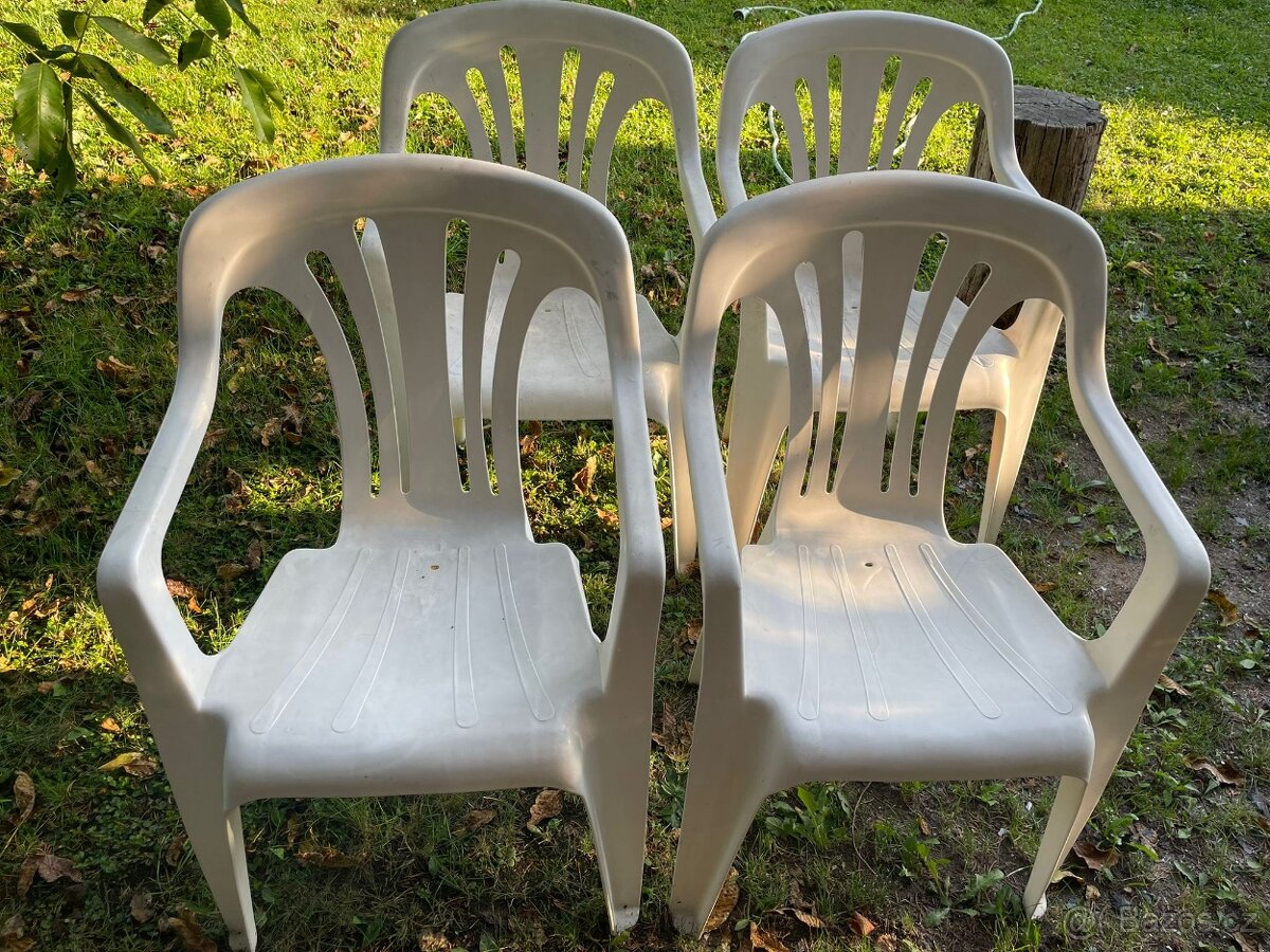 Plastové zahradní židle - 3