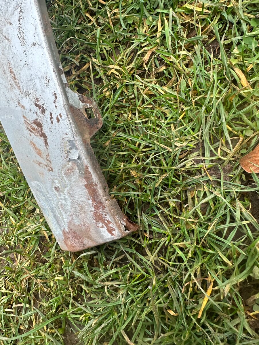 Přední blatníky pravý + levý Škoda Superb 2 - 3