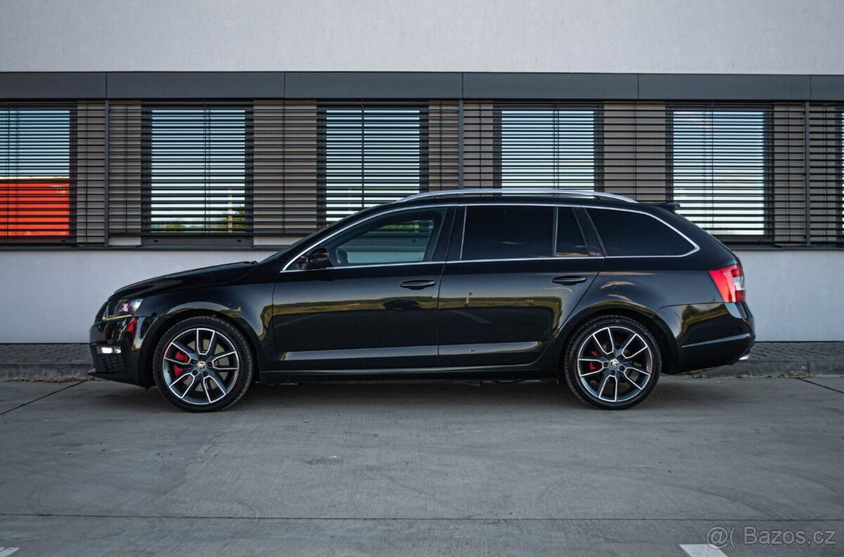 Škoda Octavia Combi 2.0 TDI DPF RS DSG - 3