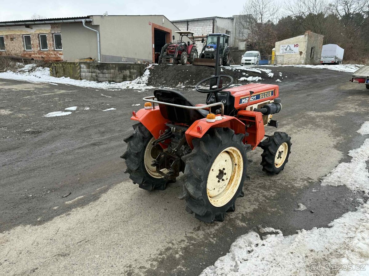 JAPONSKÝ MALOTRAKTOR SUZUE M2001D 4X4 - 3