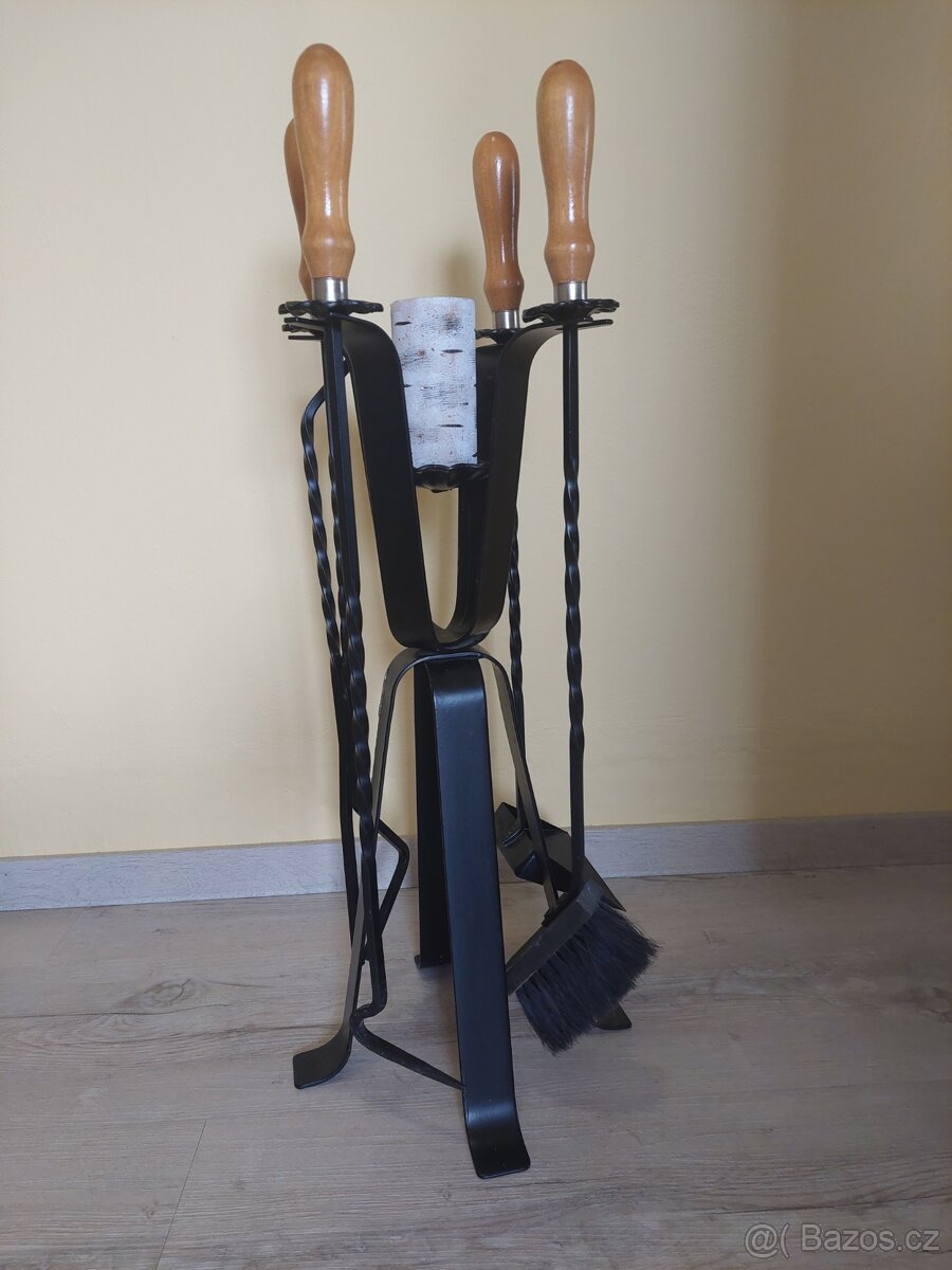 Sada krbového nářadí se stojanem - 3