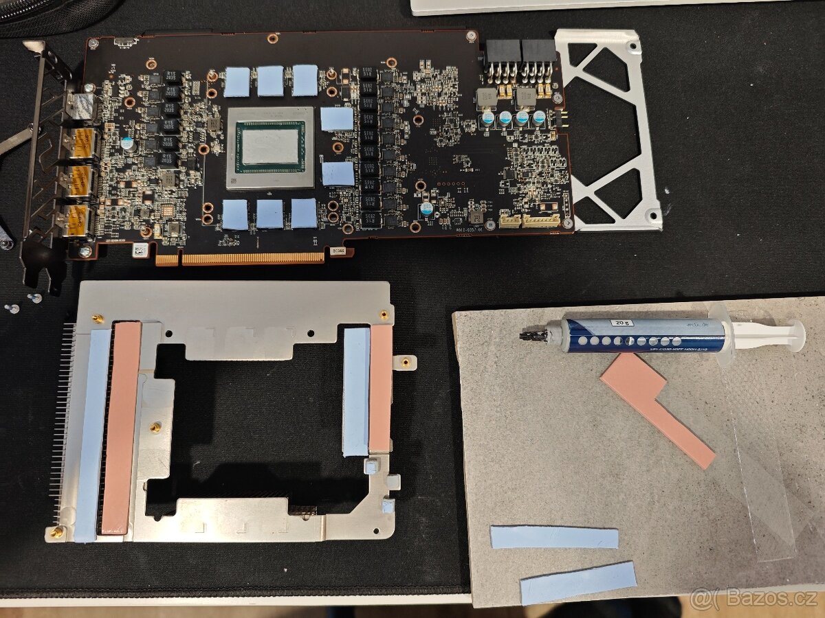 Herní grafická karta AMD RX 6900 XT - 3